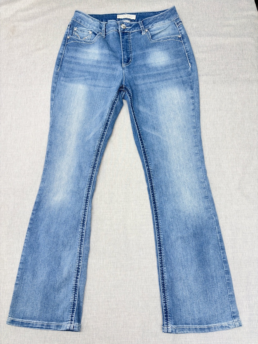 EST 1946 Denim Embellished Bootcut Jeans size 10P Rhinestone Bling Petite